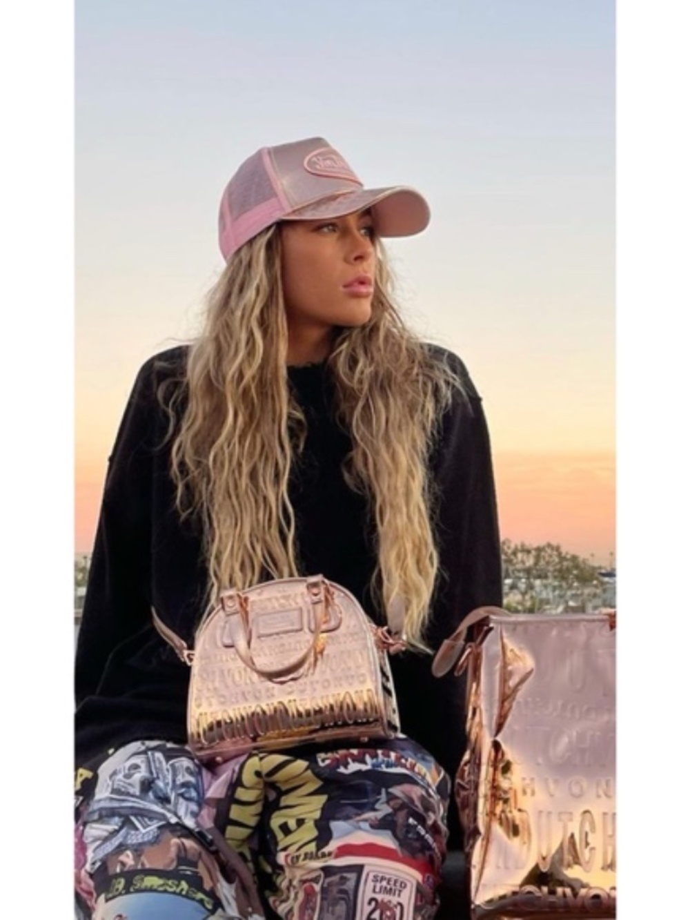 Von Dutch Rose Gold Trucker Hat - Picture 2 of 6